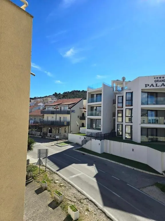 Mladeng Apartment Trogir